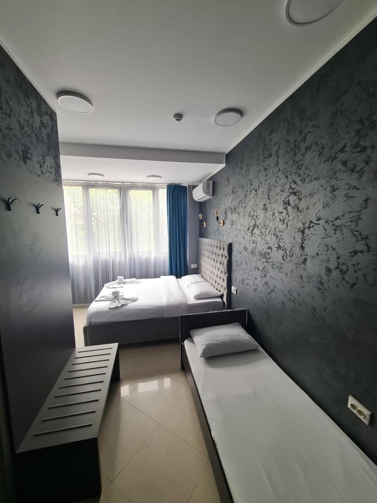 Hotel Fama Skopje Exteriér fotografie